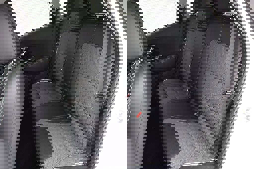 Used 2021 Kia Niro EX w/ Cold Weather Package image 12