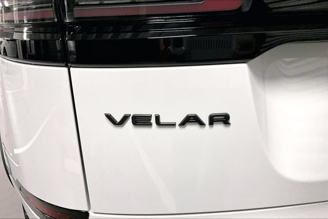Certified 2026 Land Rover Range Rover Velar Dynamic SE AWD/4WD image 7