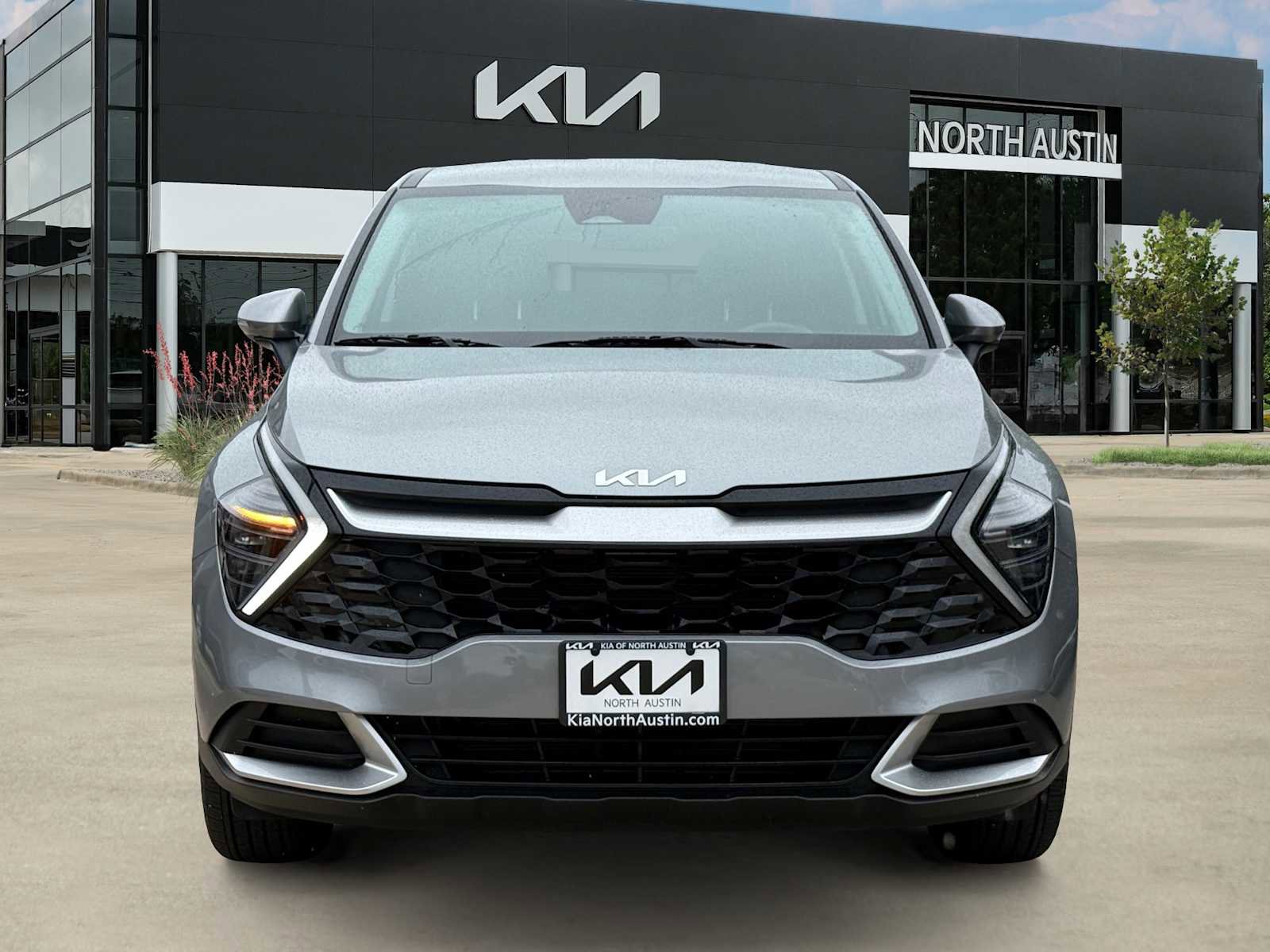 Certified 2024 Kia Sportage EX FWD image 6