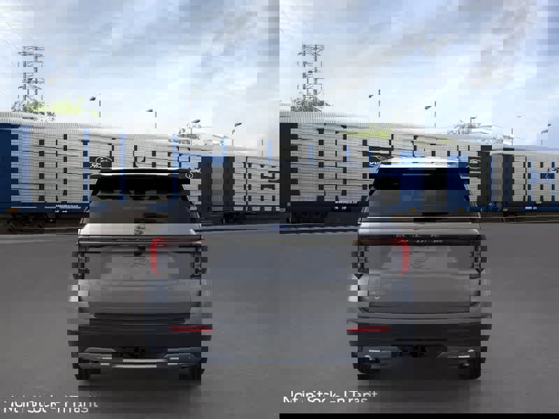 New 2026 Ford Explorer Active image 5