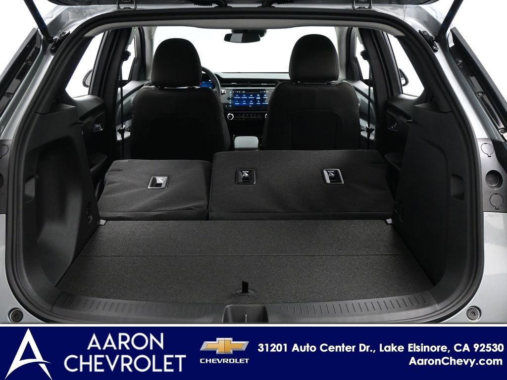 New 2027 Chevrolet Bolt LT w/ Comfort Package image 30