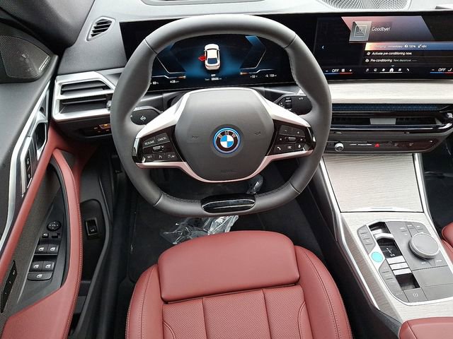 Used 2025 BMW i4 xDrive40i w/ Premium Package image 11