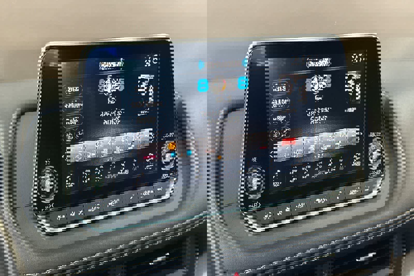 Certified 2023 Nissan Rogue SV w/ SV Premium B Package image 20