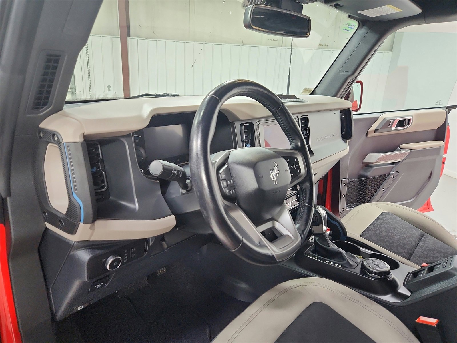 Used 2022 Ford Bronco Wildtrak image 18