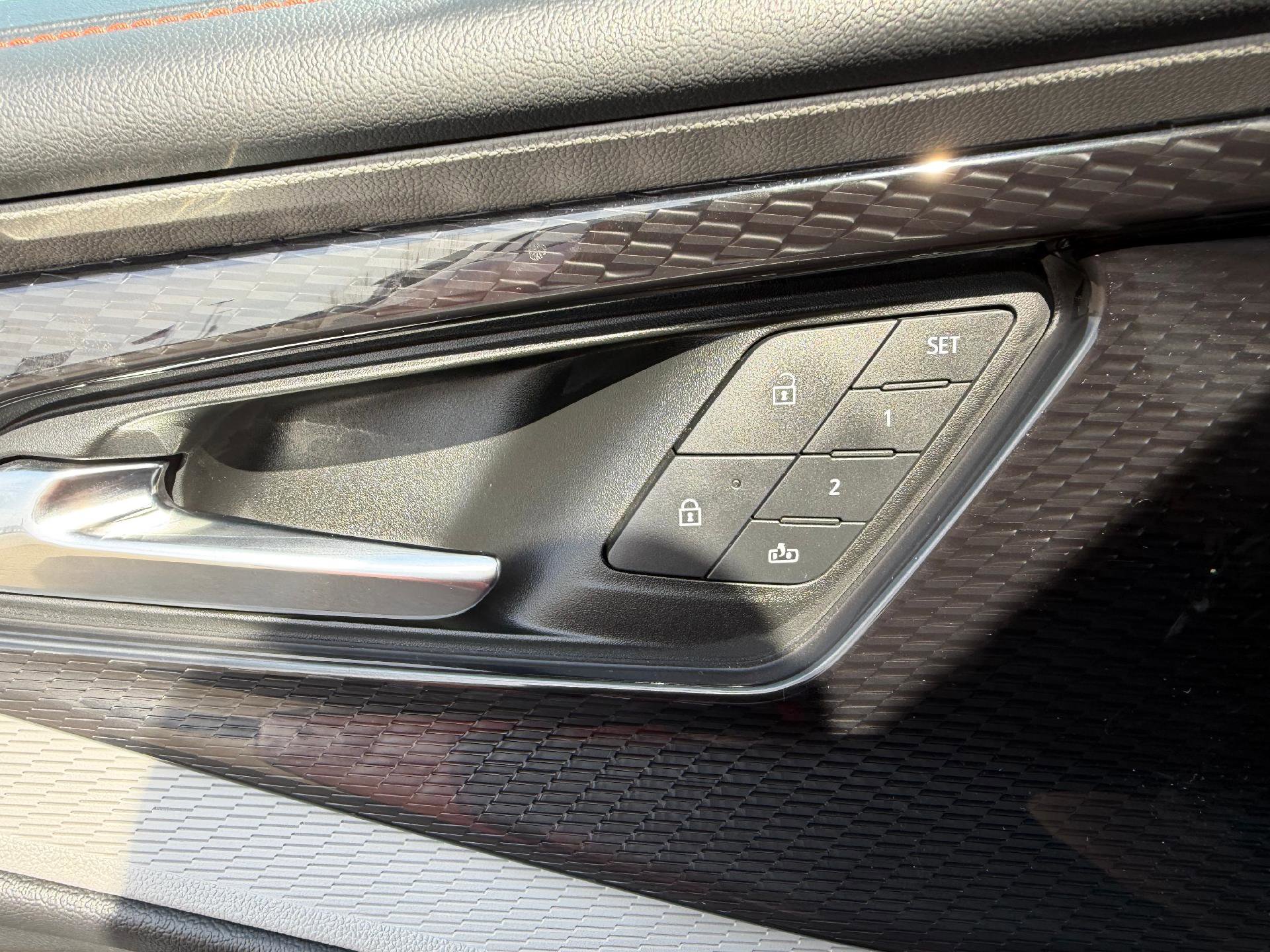 Certified 2025 Chevrolet Blazer EV SS image 35