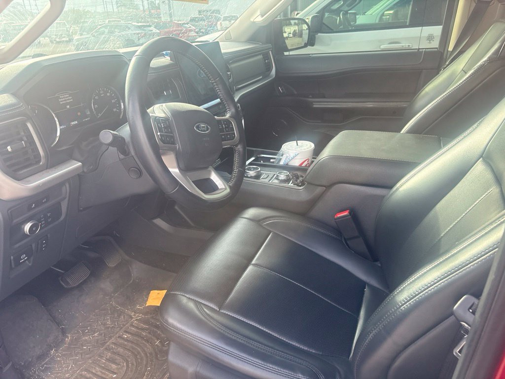 Used 2022 Ford Expedition XLT AWD/4WD image 19