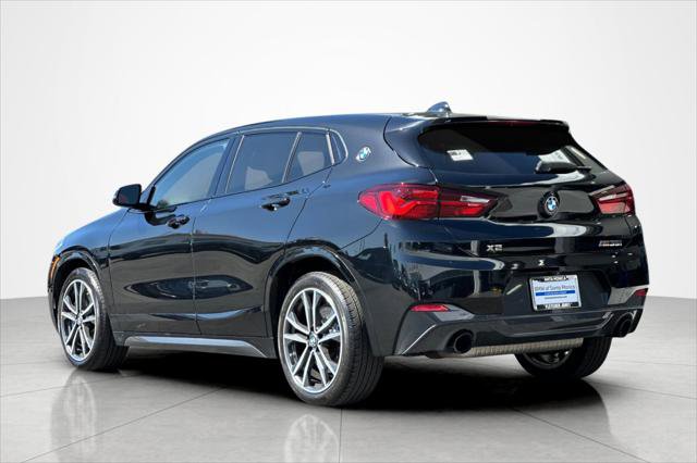 Used 2022 BMW X2 M35i w/ Shadowloine Package image 3