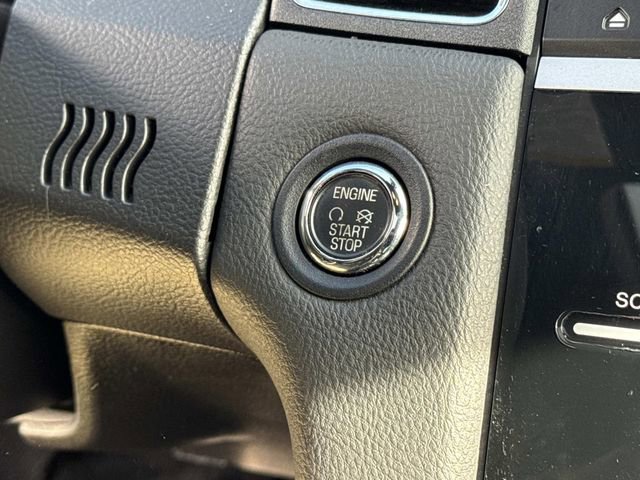 Used 2017 Ford Taurus SHO w/ Driver Assist Package image 24