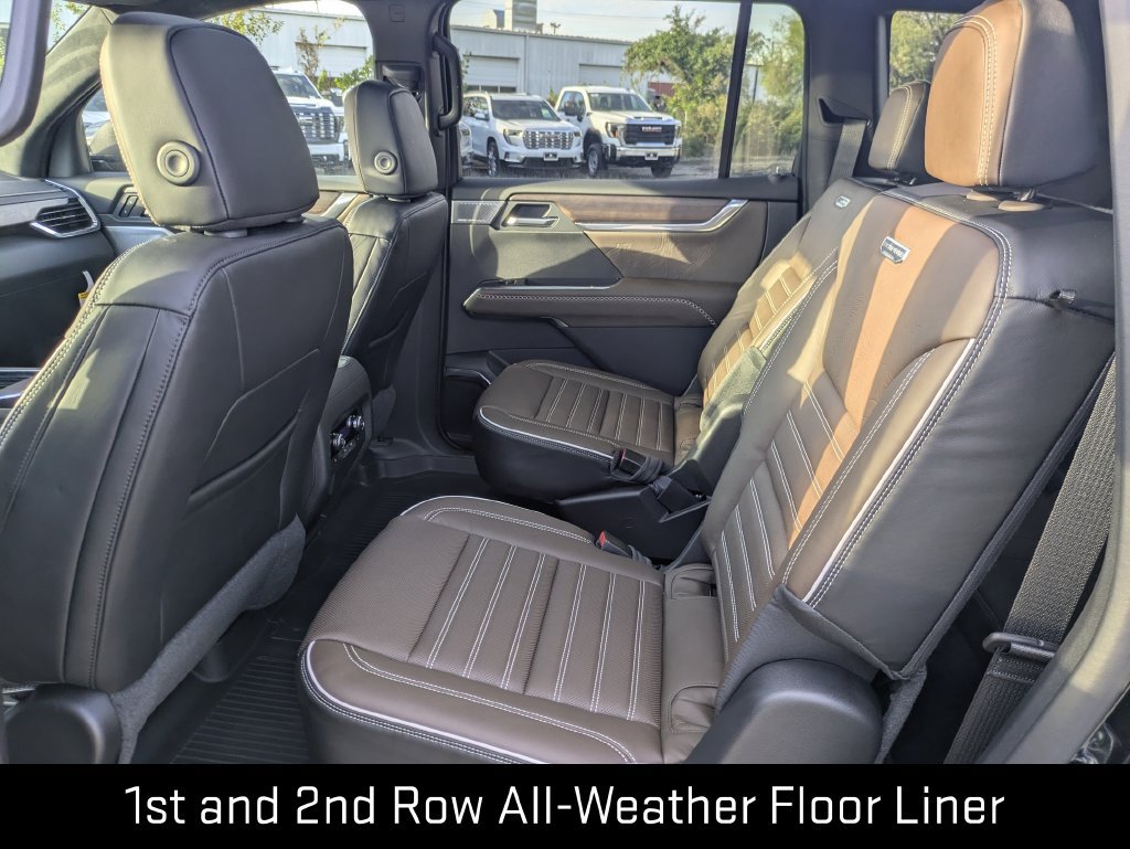 New 2027 GMC Acadia Denali Ultimate w/ LPO, Floor Liner Package FWD image 26