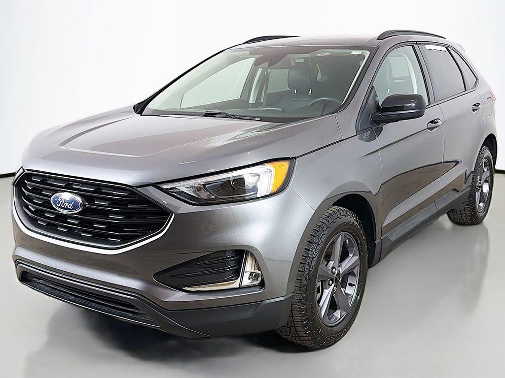 Used 2024 Ford Edge SEL w/ Sport Appearance Package AWD/4WD image 7
