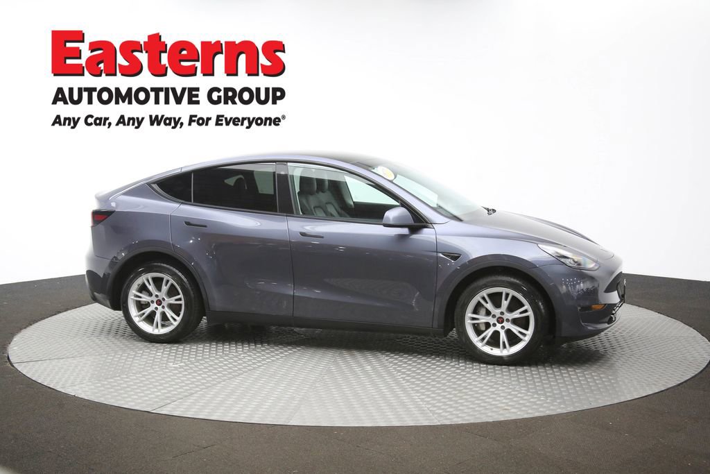 Used 2022 Tesla Model Y Long Range image 44