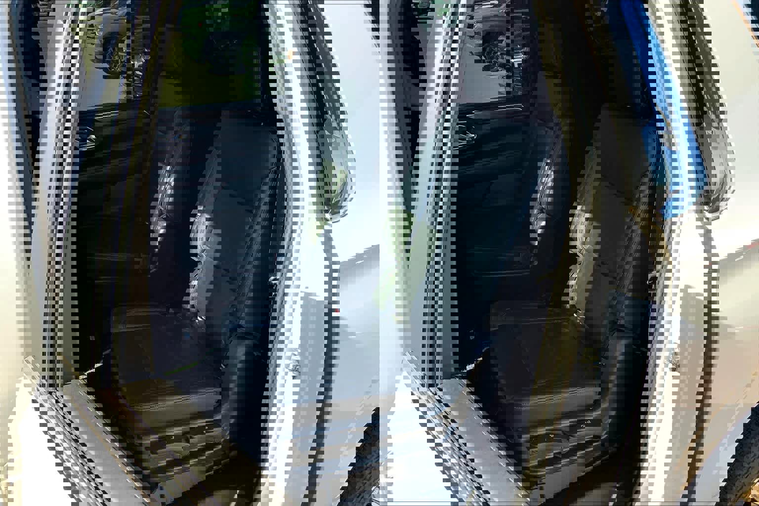 Used 2021 Chevrolet Suburban LT w/ LT Signature Package image 21