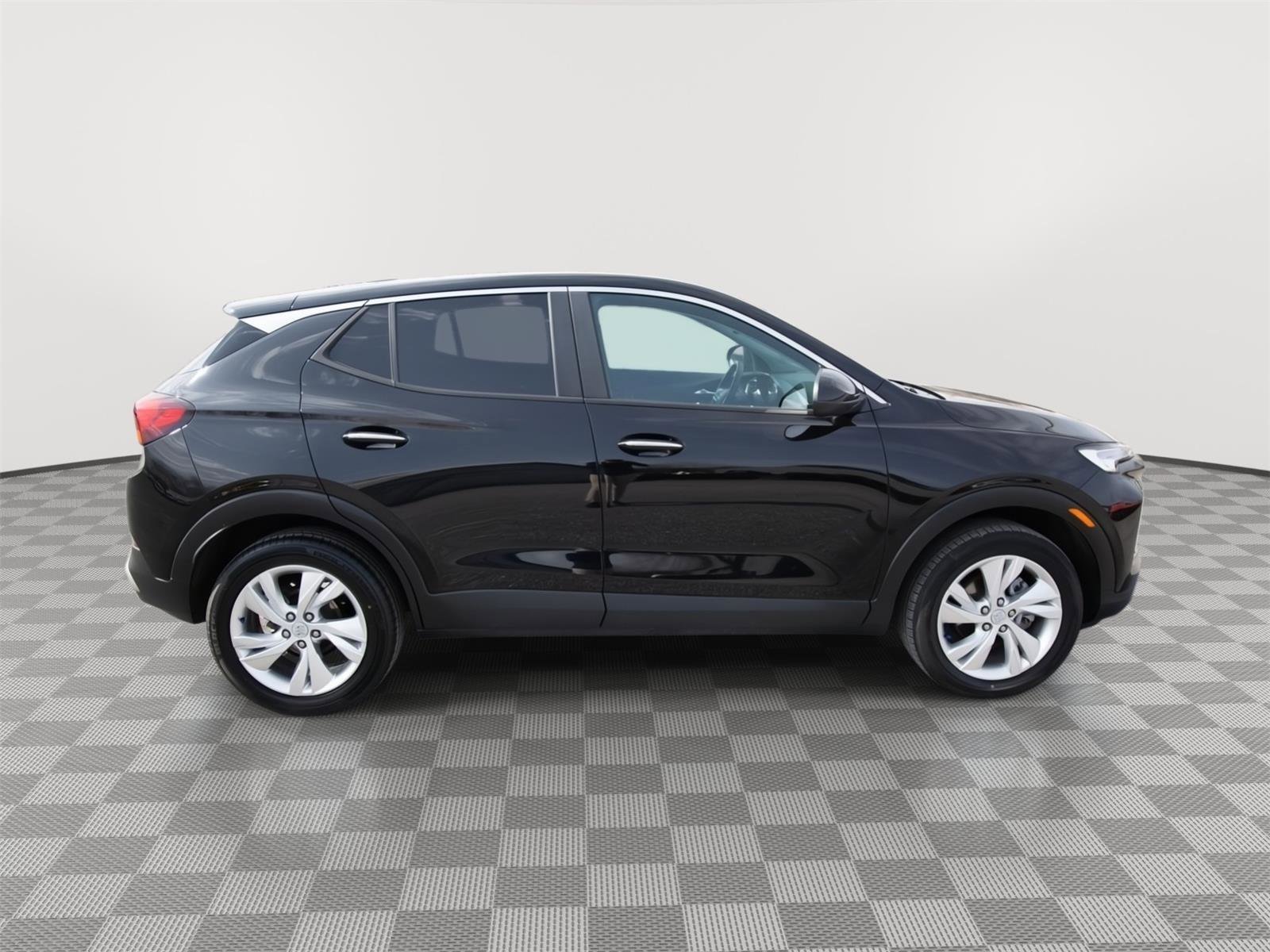 Used 2025 Buick Encore GX Preferred AWD/4WD image 19