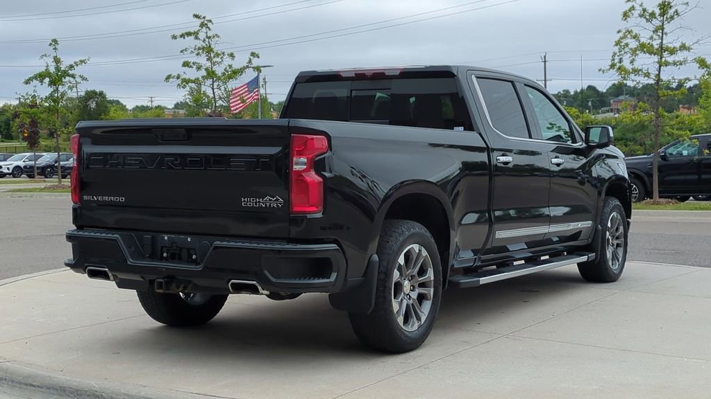 Used 2023 Chevrolet Silverado 1500 High Country w/ Z71 Off-Road Package image 6