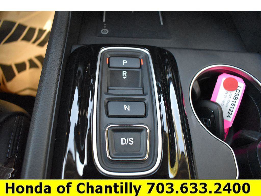 Used 2025 Honda Pilot EX-L image 17