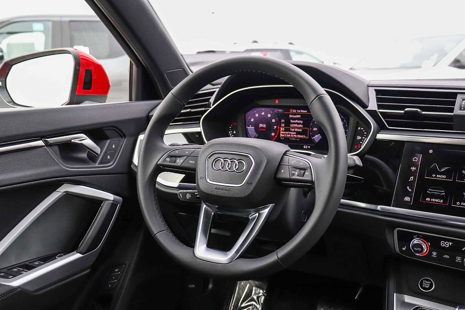 New 2025 Audi Q3 2.0T Premium image 20