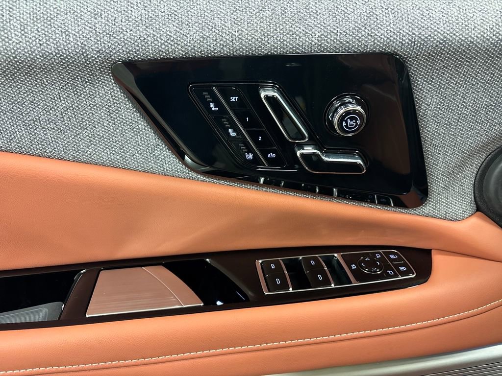 New 2026 Cadillac Optiq Luxury 2 w/ LPO, Floor Liner Package image 21