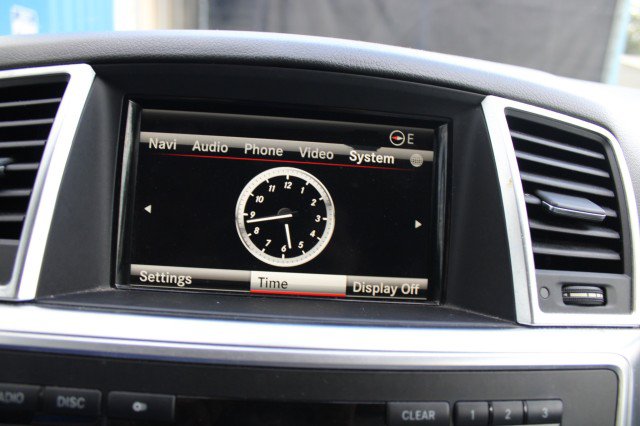 Used 2014 Mercedes-Benz ML 350 BlueTEC 4MATIC w/ Premium 1 Package image 25
