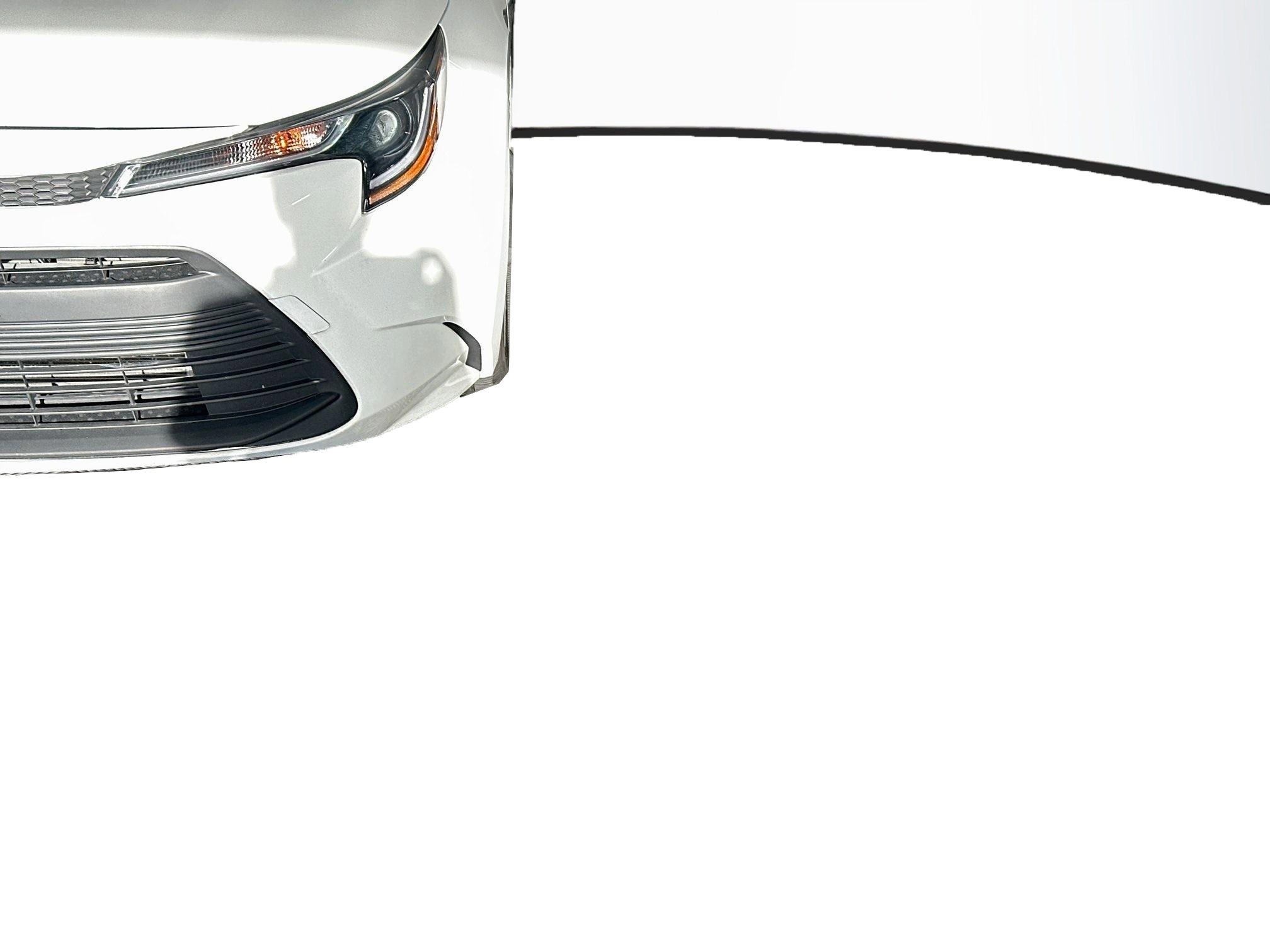 Certified 2025 Toyota Corolla LE FWD image 9