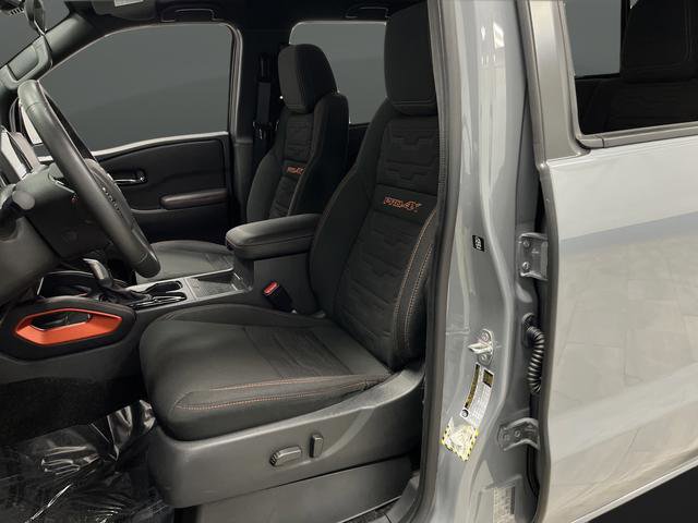 Used 2023 Nissan Frontier PRO-4X w/ Pro Convenience Package image 4