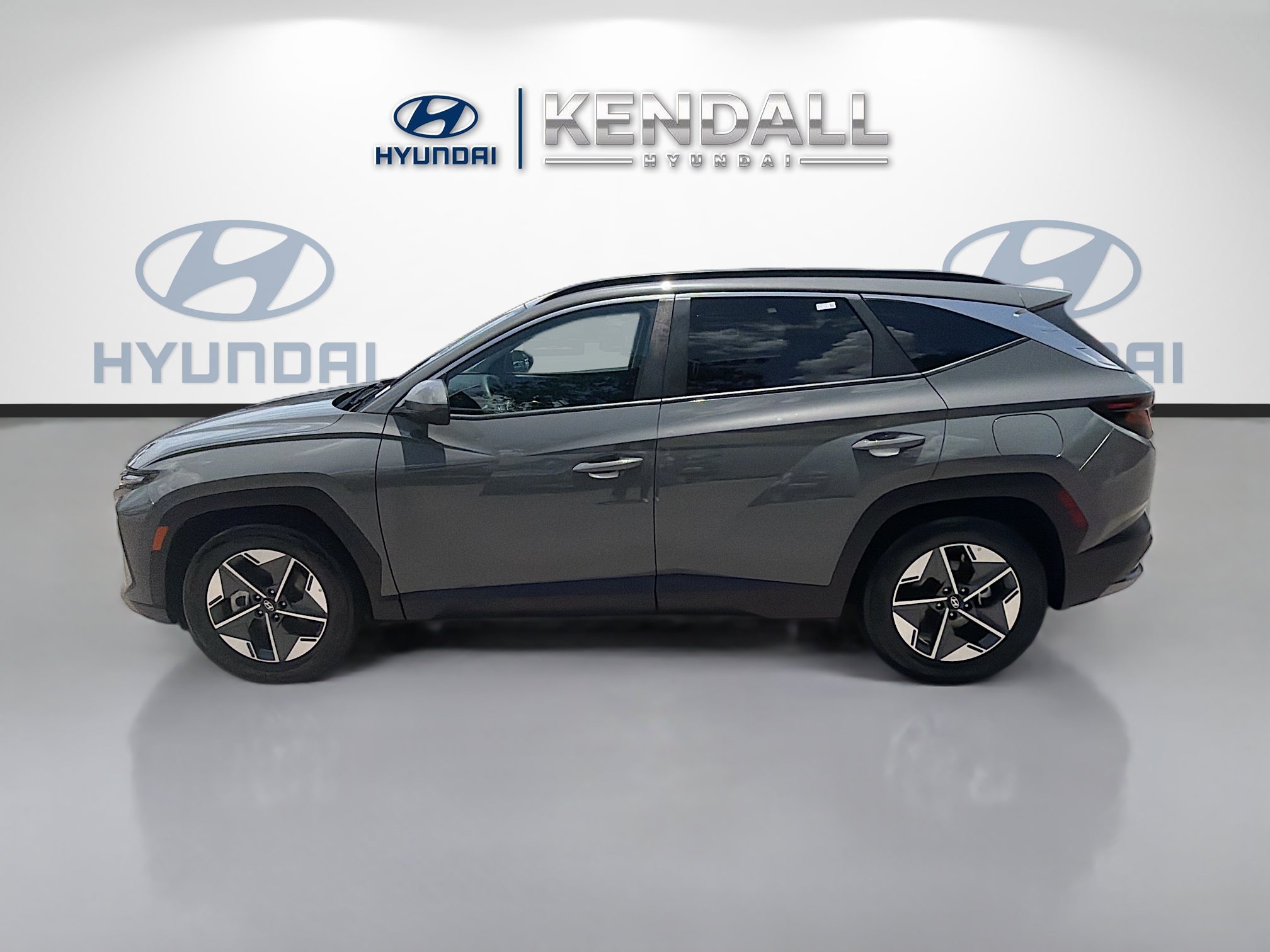 Used 2025 Hyundai Tucson SEL FWD image 4