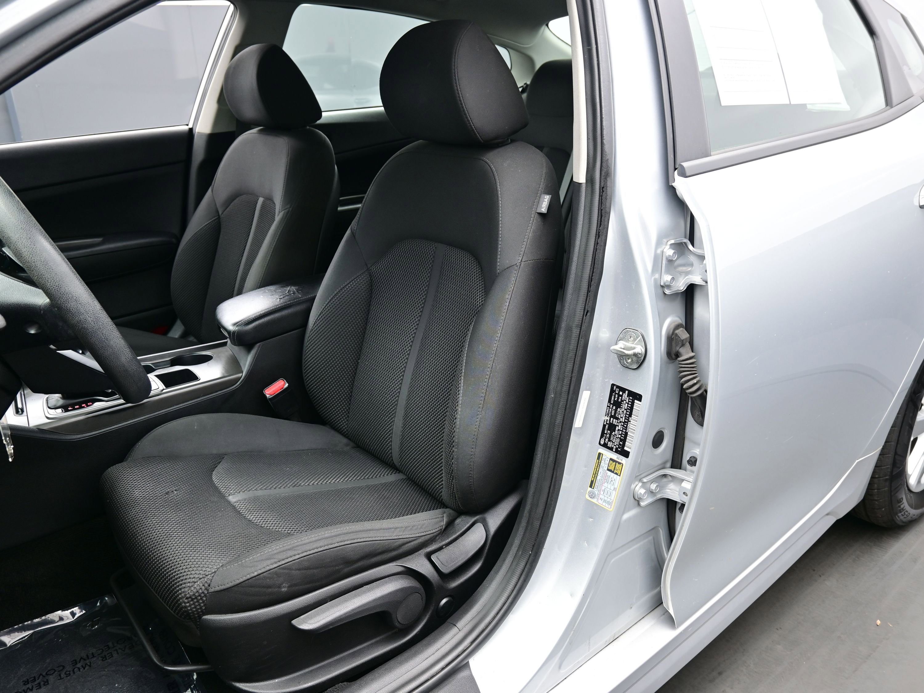 Used 2019 Kia Optima LX image 11