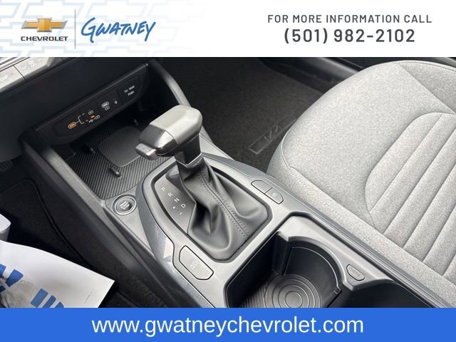 Used 2025 Kia K4 EX image 18