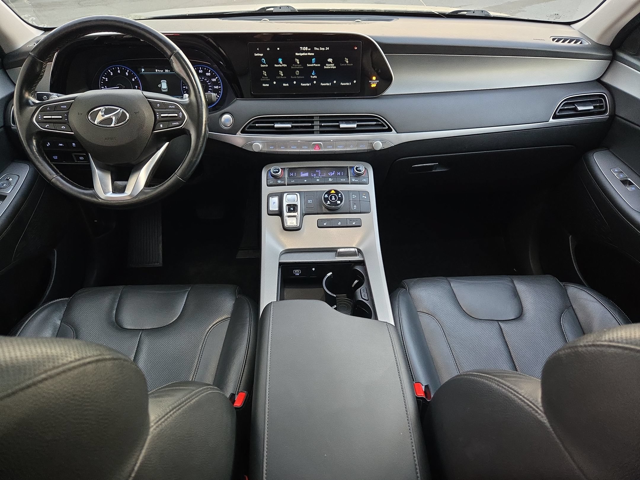 Used 2022 Hyundai Palisade SEL w/ 8P Bench Seat Package AWD/4WD image 10