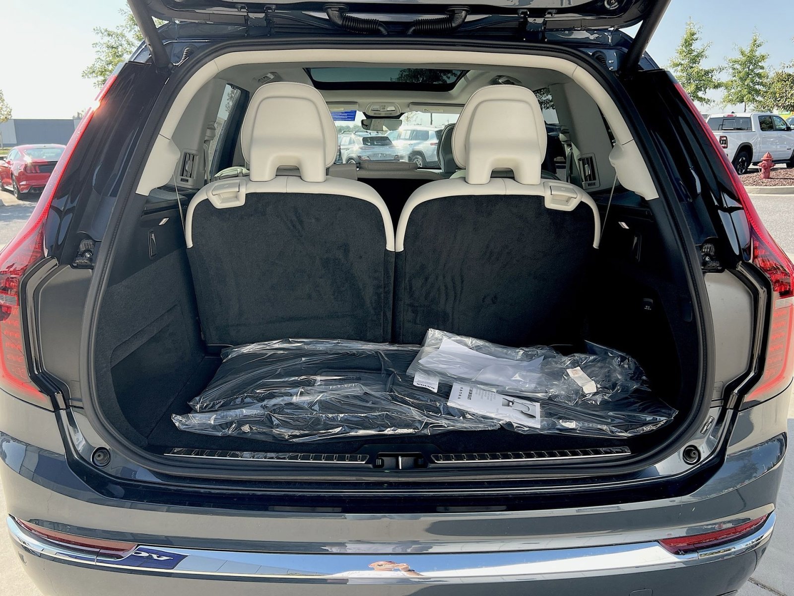 New 2026 Volvo XC90 T8 Ultra image 27