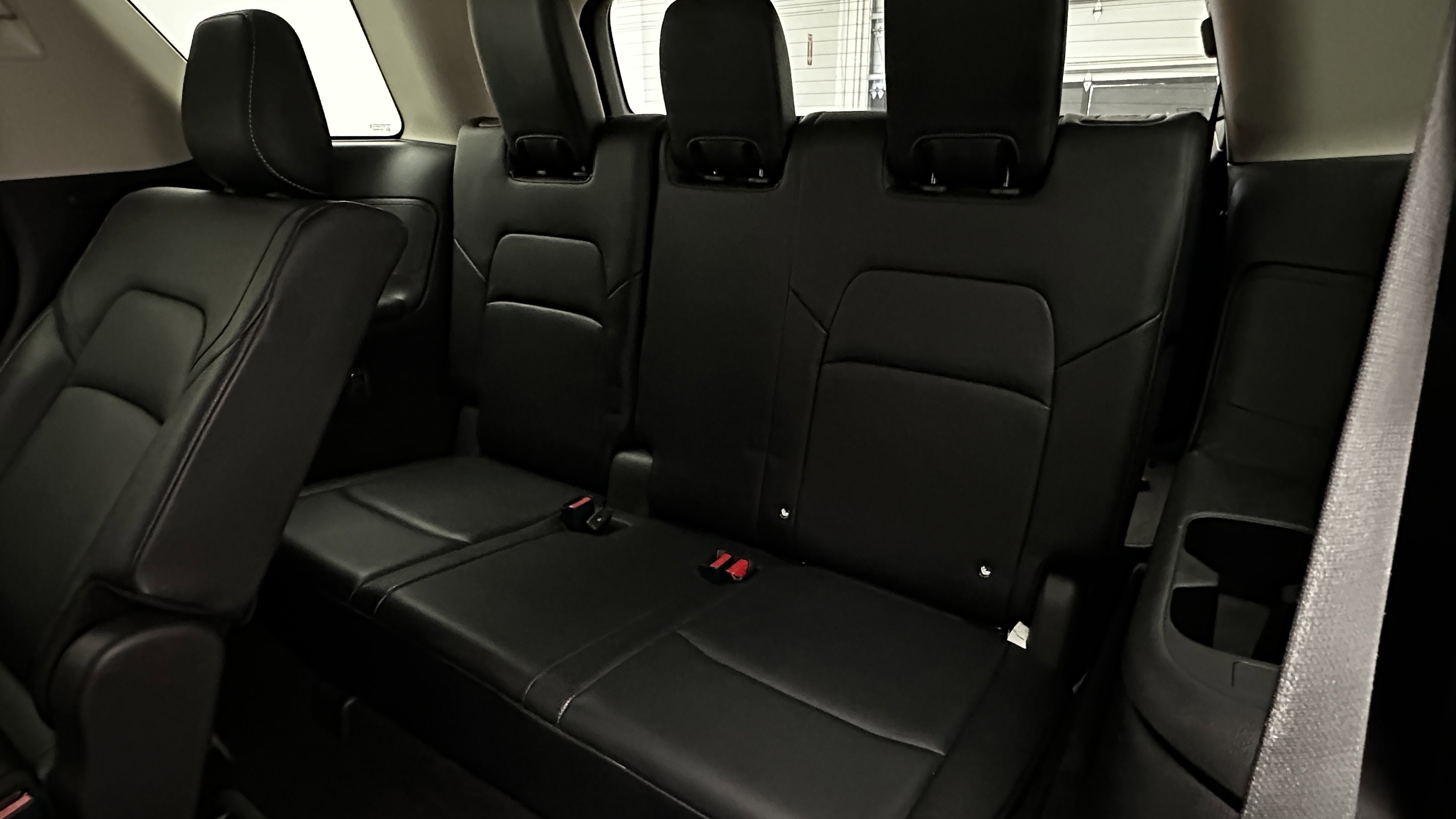 Used 2022 Nissan Pathfinder SL FWD image 31