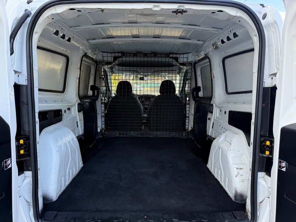 Used 2016 RAM ProMaster City Tradesman SLT w/ Rear Back-up Camera Group image 16