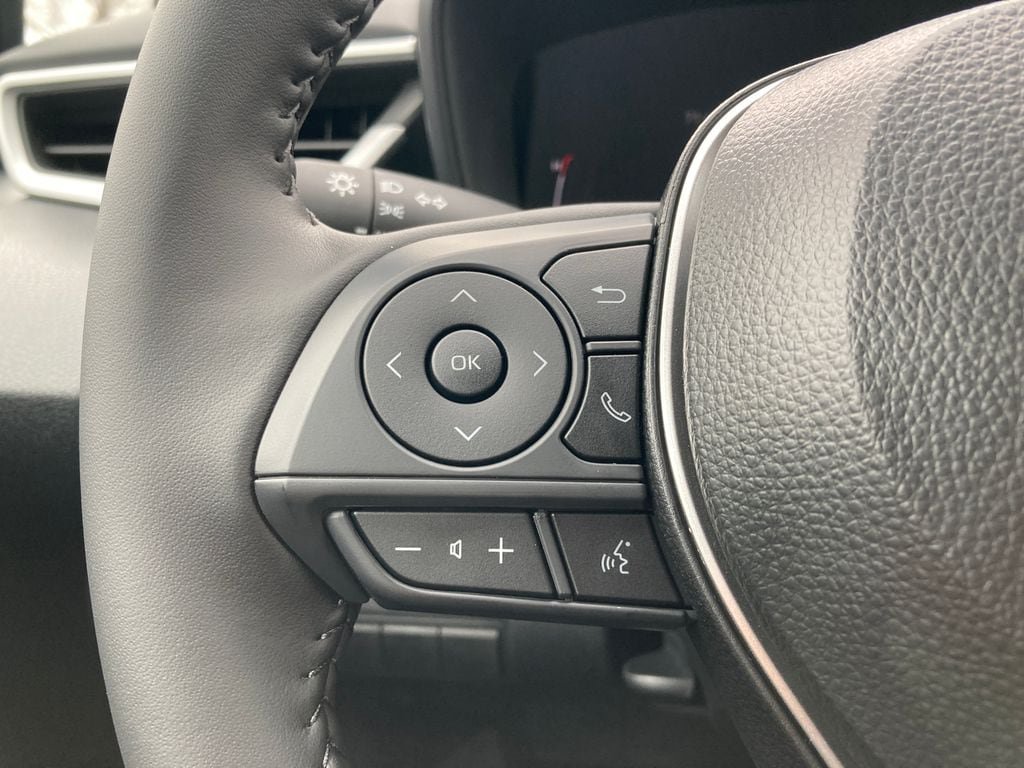 New 2026 Toyota Corolla SE FWD image 32
