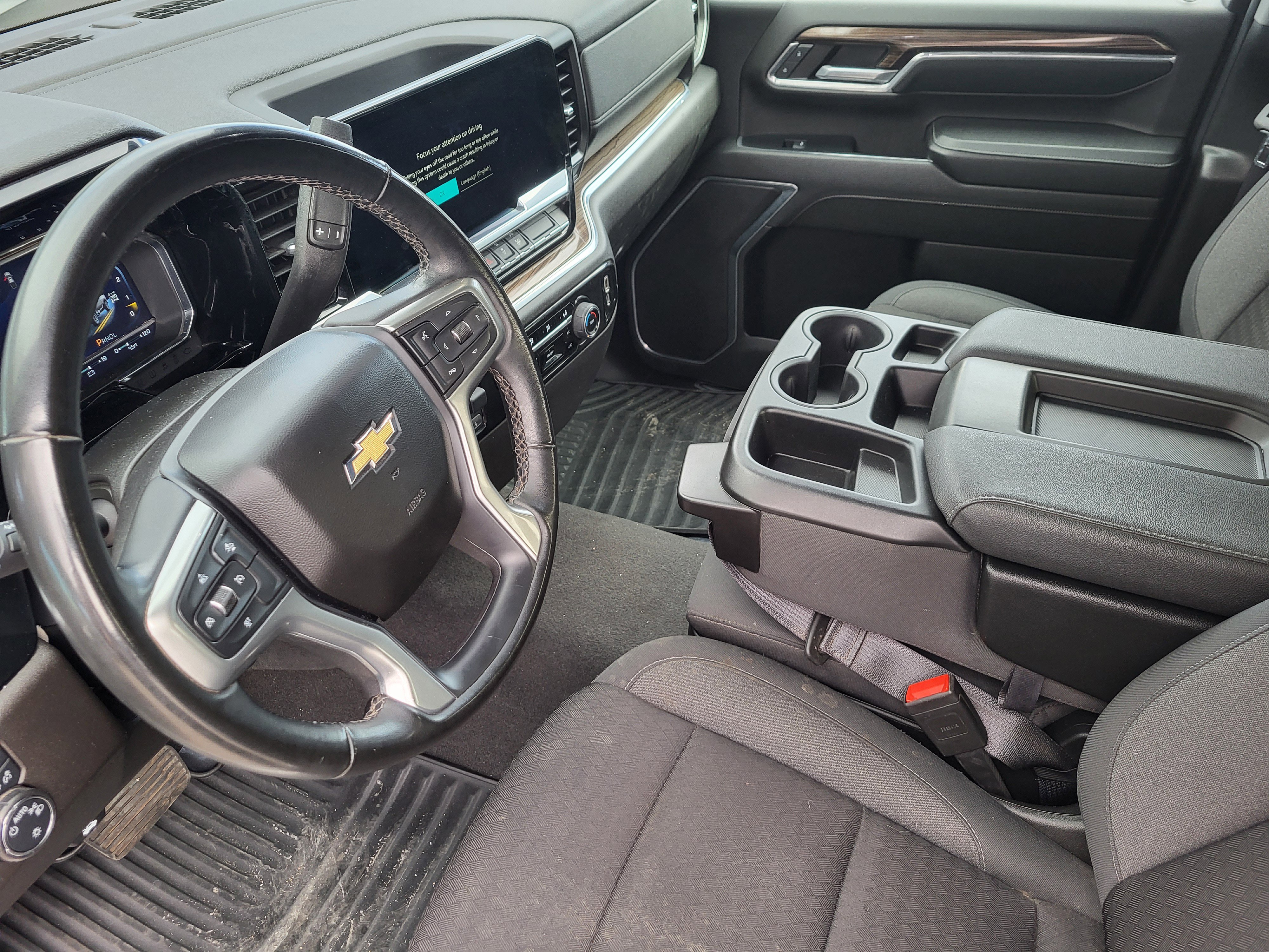 Used 2024 Chevrolet Silverado 2500 LT AWD/4WD image 12