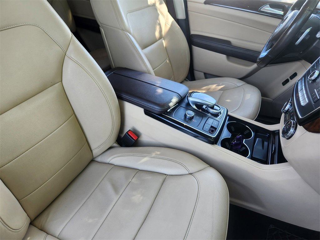 Used 2017 Mercedes-Benz GLS 450 4MATIC image 18