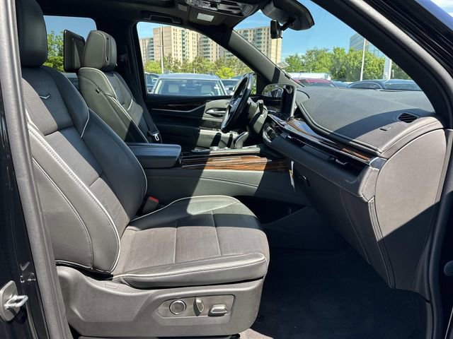 Used 2023 Cadillac Escalade Premium Luxury w/ LPO, Floor Liner Package AWD/4WD image 9