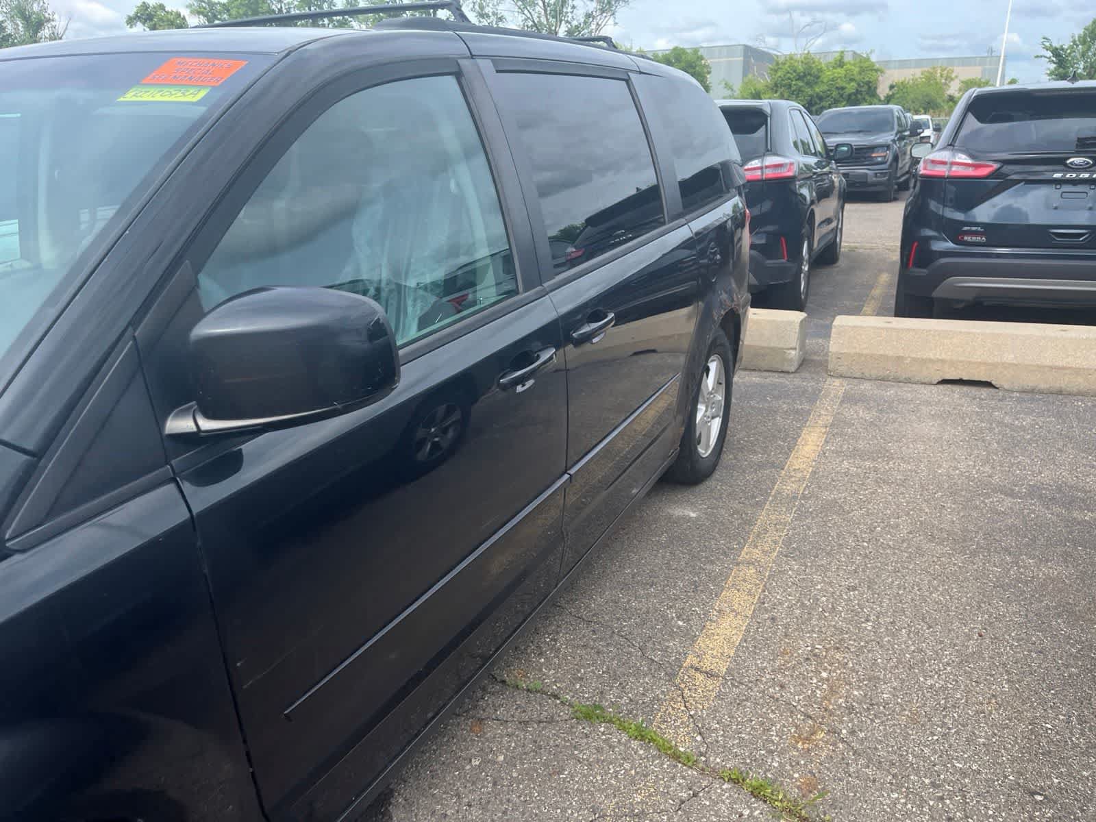 Used 2012 Dodge Grand Caravan SXT FWD image 7