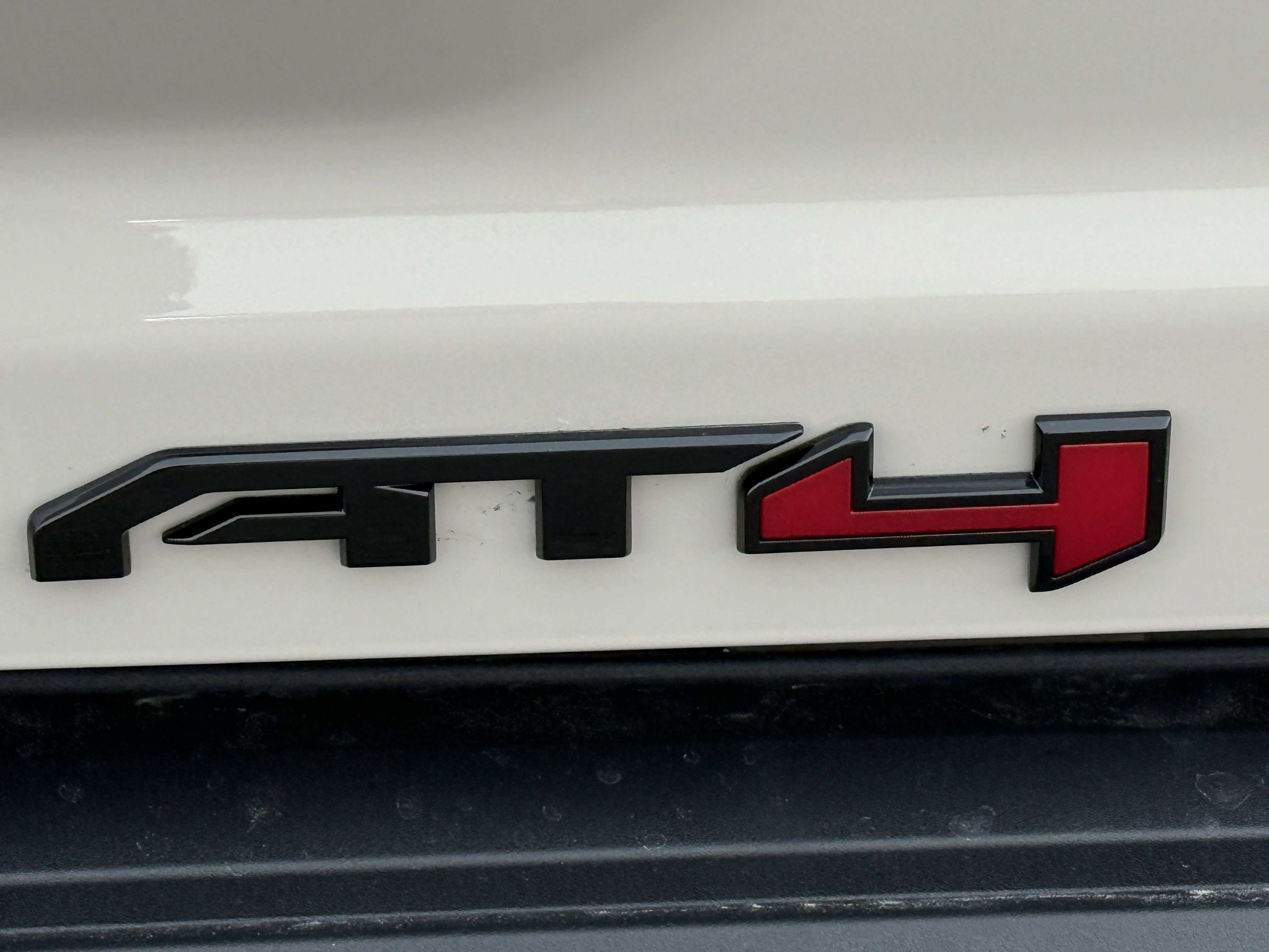 New 2026 GMC Canyon AT4 w/ Technology Plus Package image 10