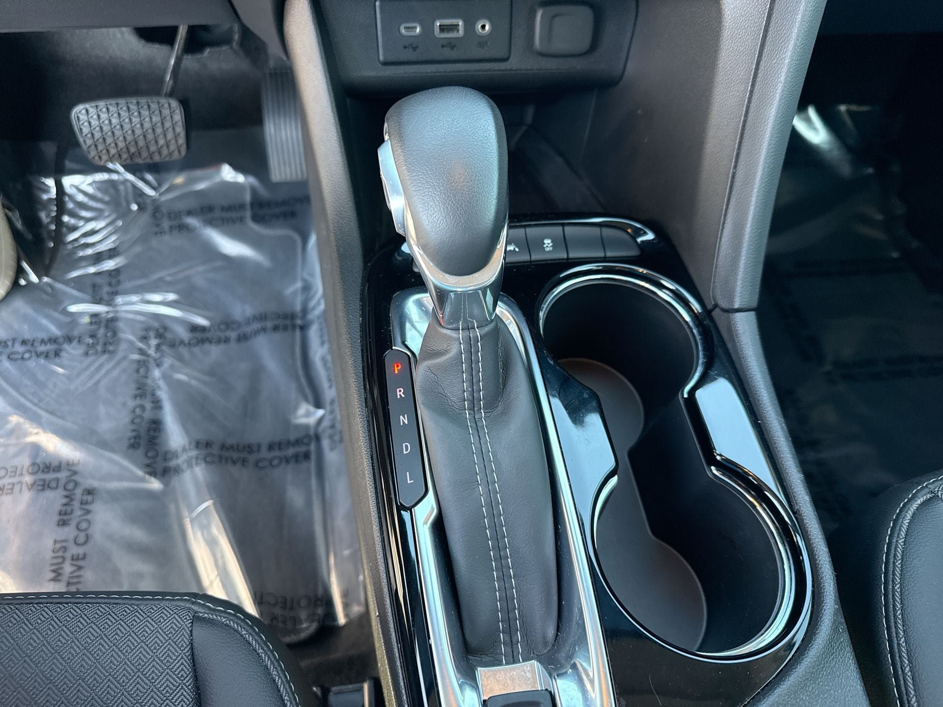 Used 2022 Buick Encore GX Select FWD image 17
