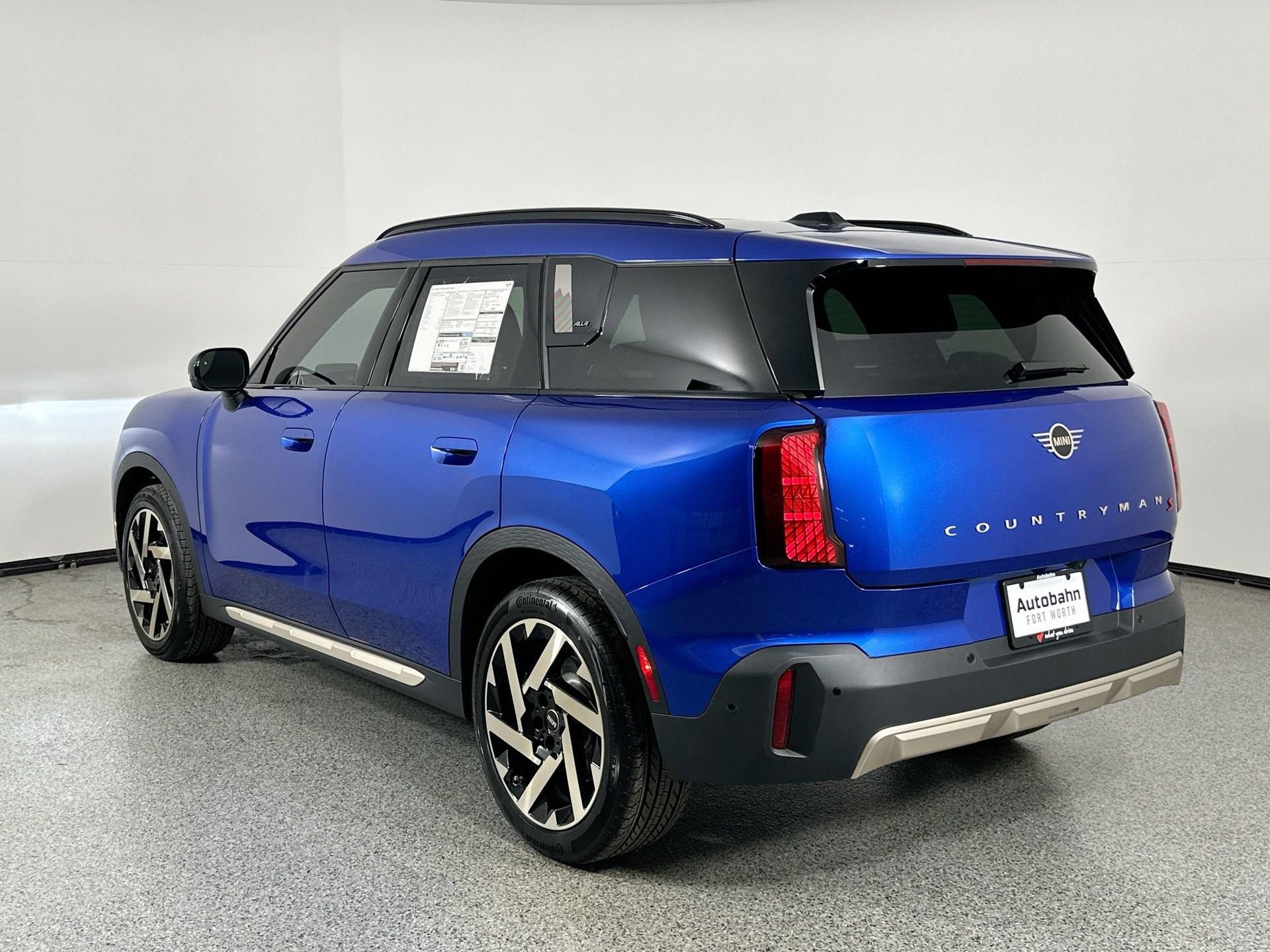 New 2025 MINI Cooper Countryman S w/ Comfort Package Max image 7