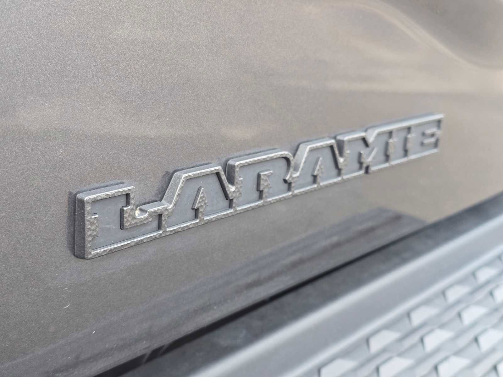 Used 2024 RAM 3500 Laramie w/ Night Edition image 15