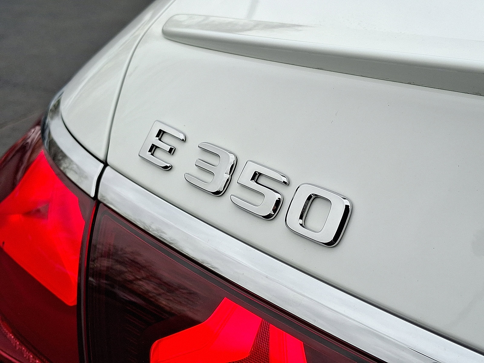 Used 2026 Mercedes-Benz E 350 4MATIC Sedan image 30