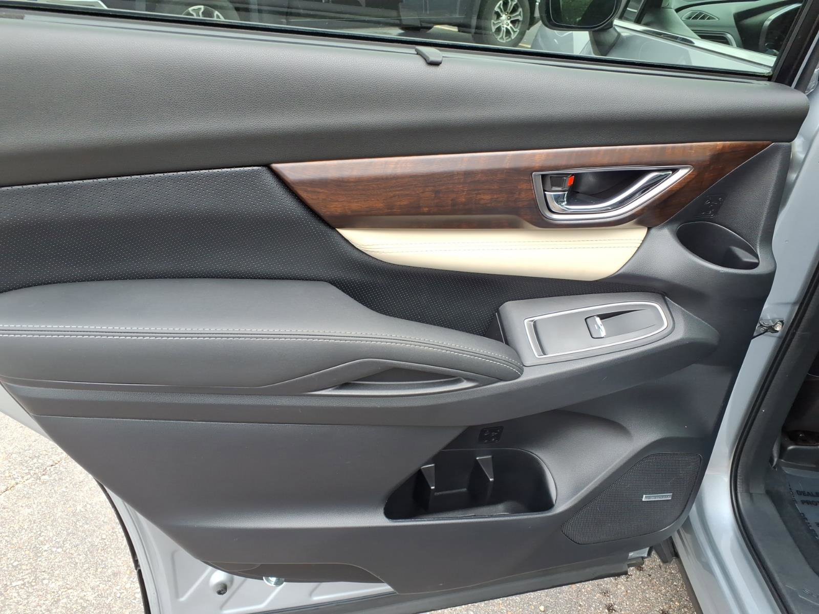 Used 2021 Subaru Ascent Touring w/ Popular Package #2A image 10