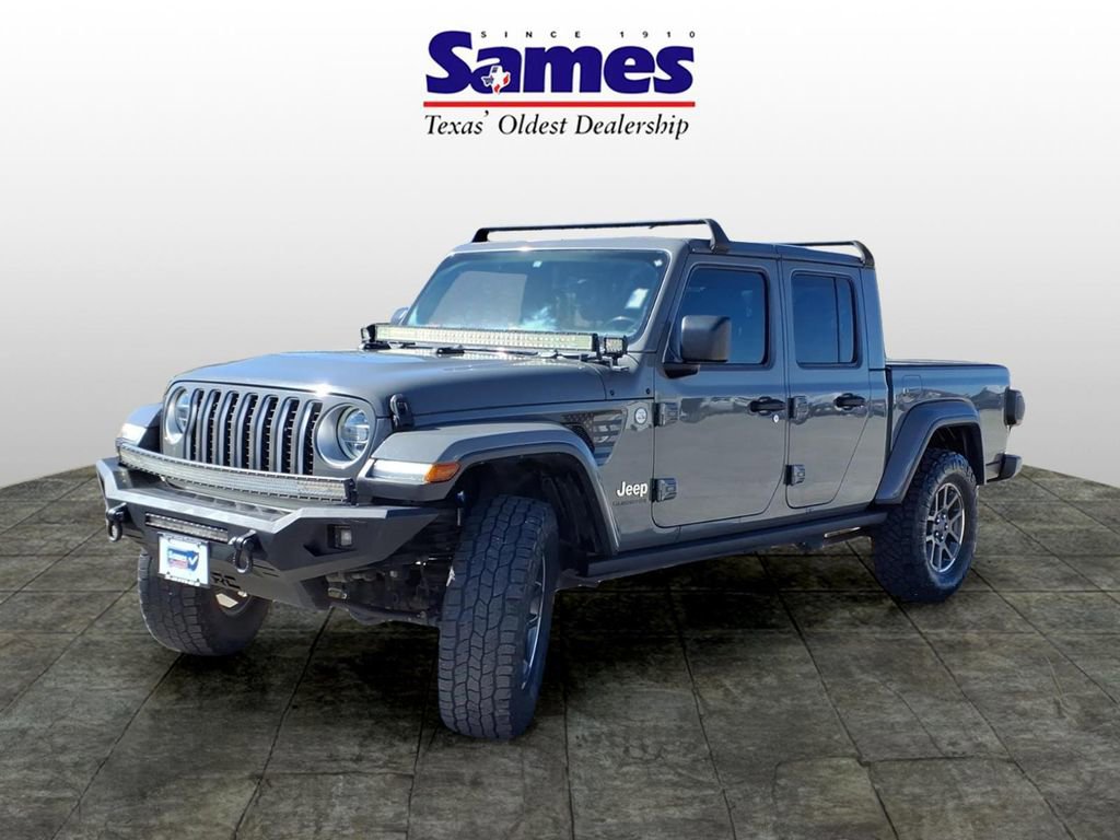 Used 2020 Jeep Gladiator Overland w/ Popular Equipment Package image 3