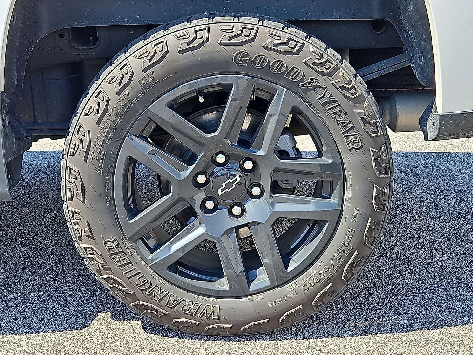 Certified 2022 Chevrolet Silverado 1500 LT Trail Boss AWD/4WD image 37