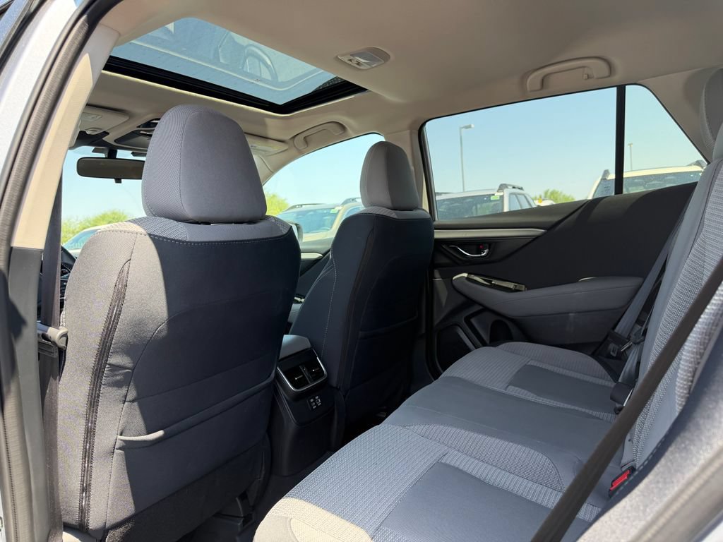 Used 2023 Subaru Outback Premium AWD/4WD image 6