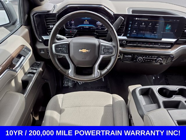 Used 2025 Chevrolet Silverado 1500 LT AWD/4WD image 11