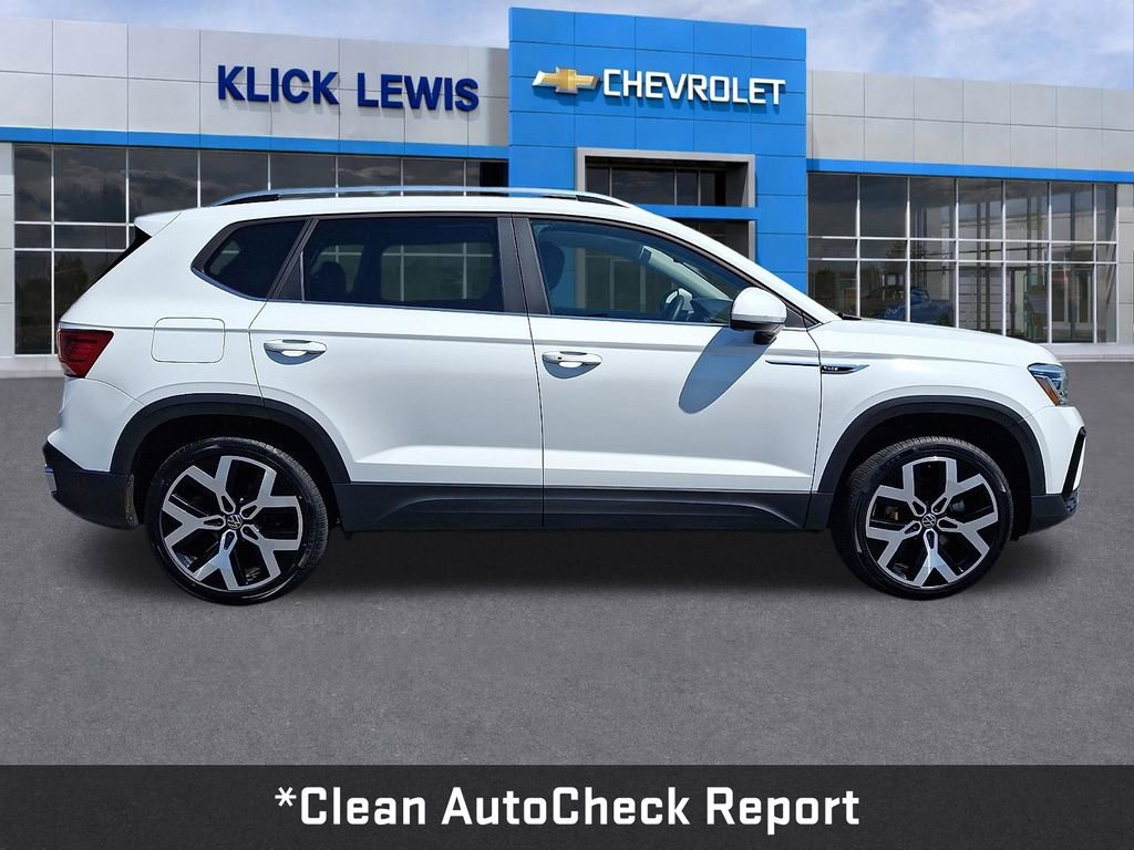 Used 2022 Volkswagen Taos SEL AWD/4WD image 9