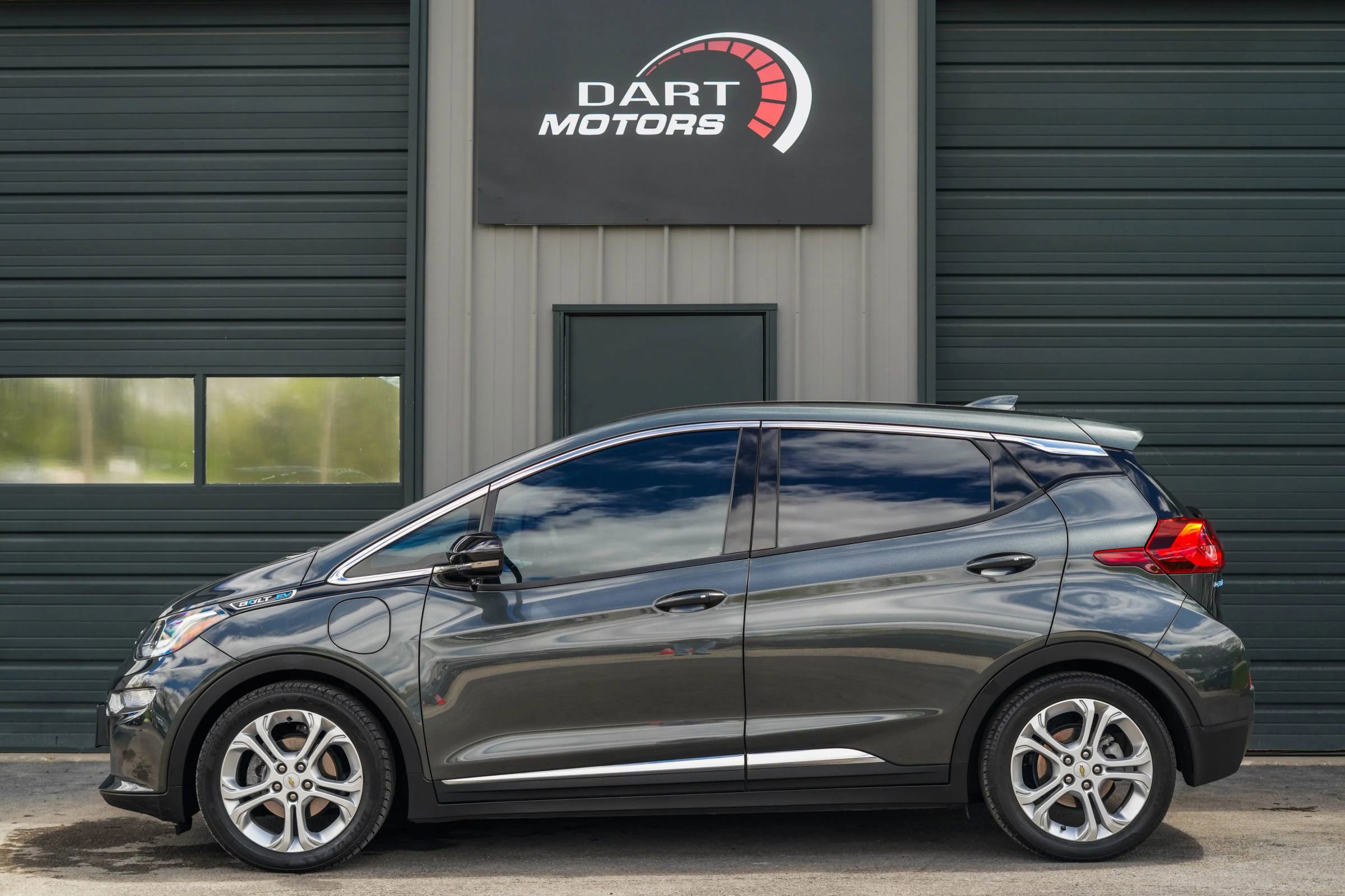Used 2017 Chevrolet Bolt LT FWD image 4