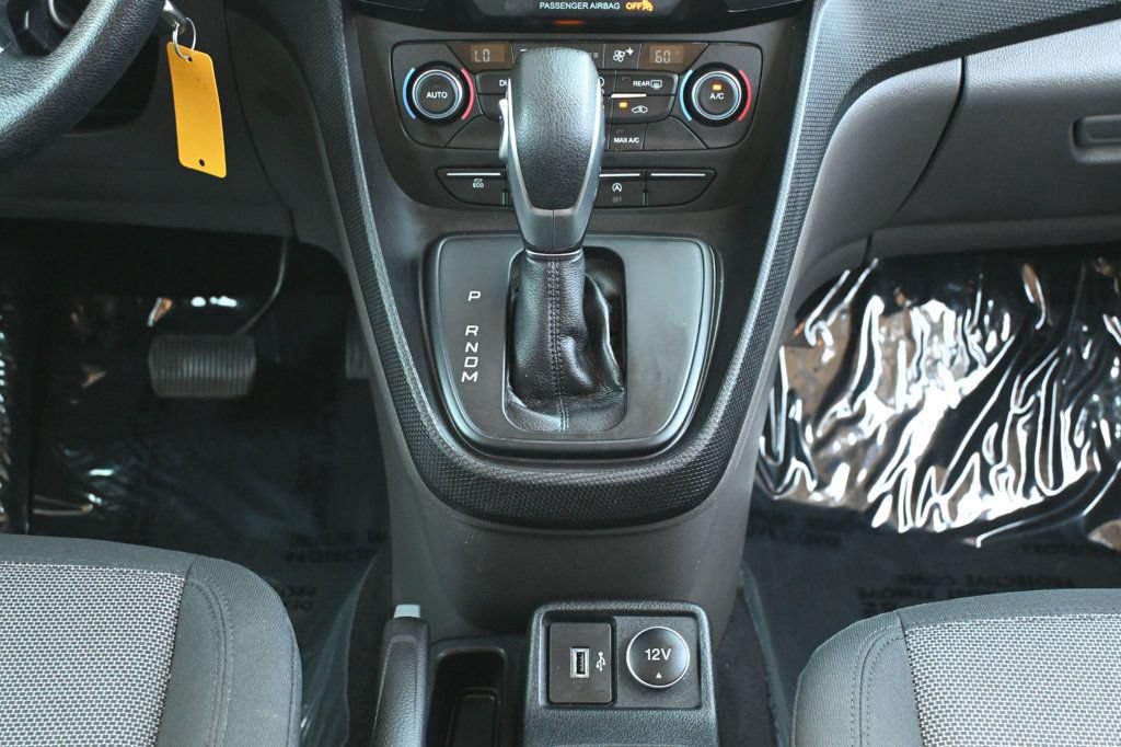 Used 2019 Ford Transit Connect XL FWD image 12