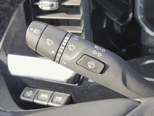 Used 2024 Chevrolet Silverado 2500 High Country w/ High Country Premium Package image 45